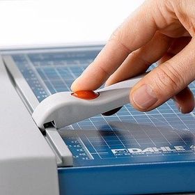 Dahle 442 Sürgülü Kağıt Kesme Makinesi