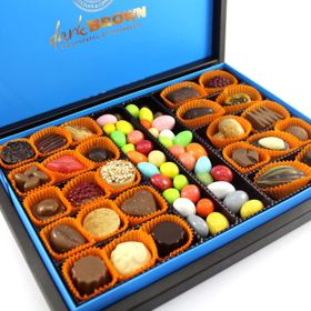 Dark Brown Chocolates & Confections 750 gr Özel Hediyelik Serisi Kutuda Karışık Spesiyel Drajeli Çikolata