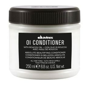 Davines 250 ml Oi Conditioner Hacim Parlaklık ve Nem Kazandıran Saç Kremi