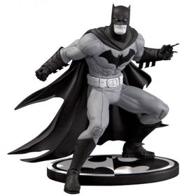 Dc Collectibles Black and White Batman Statue by Greg Capullo Aksiyon Figürleri