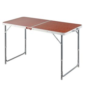 Decathlon Quechua 6 Kişilik Katlanır Kamp Masası