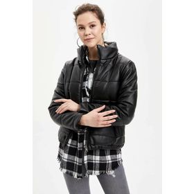 DeFacto R0950AZ.19WN.BK22 Siyah Regular Fit Dik Yaka Fermuarlı Kadın Mont