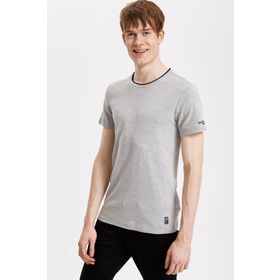 DeFacto Regular Fit Bisiklet Yaka Basic Kısa Kollu Tişört T9108AZ21SM