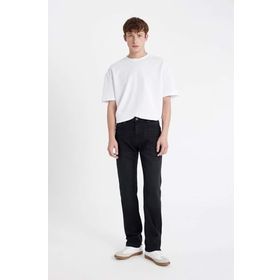 DeFacto Sergio Siyah Regular Fit Normal Kalıp Normal Bel Boru Paça Erkek Jean Pantolon