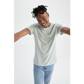 DeFacto Slim Fit Bisiklet Yaka Basic Kısa Kollu Tişört