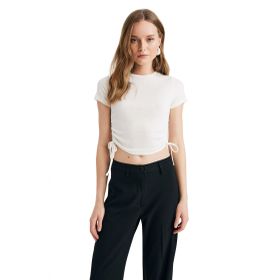DeFacto T9632AZ23SP Beyaz-WT32 Fitted Bisiklet Yaka Kısa Kollu Bağlama Detaylı Fitilli Kaşkorse Crop Kadın T-shirt