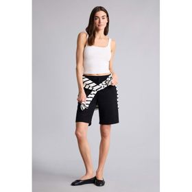 DeFacto W9369AZ26HS Siyah-BK27 Kadın Regular Fit Normal Bel Düz Paça Bermuda Şort