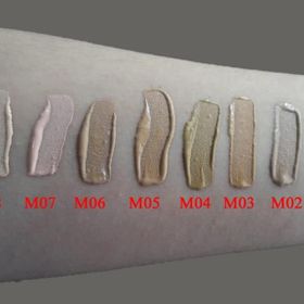 Deina No:M05 Matte Fondöten