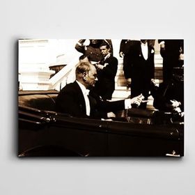 Dekolata Atatürk Ankara'da 16 Haziran 1934 60x85 cm Kanvas Tablo
