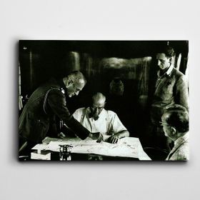 Dekolata Atatürk Çalışma Masası 35x50 cm Kanvas Tablo