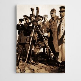 Dekolata Atatürk Dürbünle Bakarken Ankara 1926 20x30 cm Kanvas Tablo