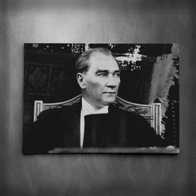 Dekolata Atatürk Şapka 70x100 cm Kanvas Tablo