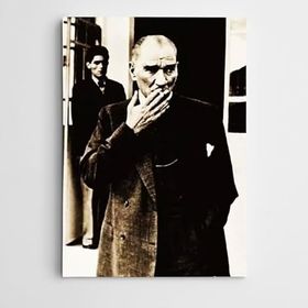 Dekolata Atatürk Sigara İçerken 100x140 cm Kanvas Tablo