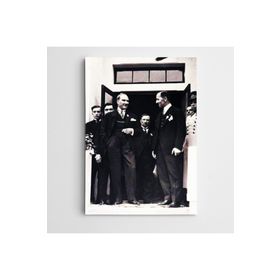 Dekolata Atatürk Tablosu Gülümserken Atatürk 60x85 cm Kanvas Tablo