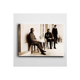 Dekolata Atatürk Tablosu Sandalyede Atatürk 20x30 cm Kanvas Tablo