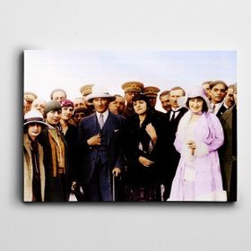 Dekolata Atatürk ve Türk Kadınları 30x40 cm Kanvas Tablo