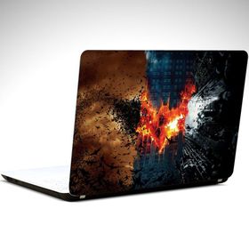 Dekolata Batman Şehir 38x27 cm Laptop Sticker