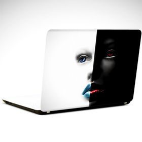 Dekolata Yüz Siyah Beyaz 38x27 cm Laptop Sticker