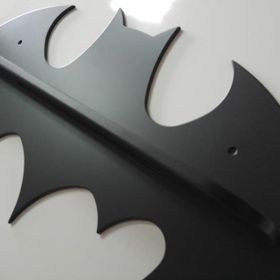 Dekorjinal Batman Ahşap Duvar Rafı