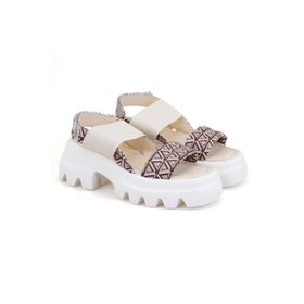 Desa 29048 Monogram Desenli Bej Topuklu Kadın Sandalet