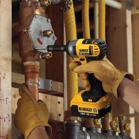 Dewalt DCF880M2 Çift Akülü Somun Sıkma Makinesi