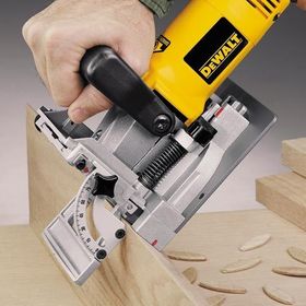 Dewalt DW682K Geçme Dübel Frezesi
