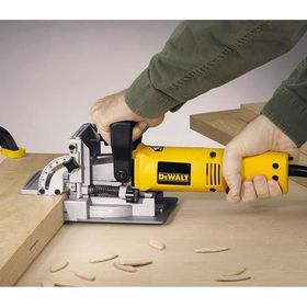 Dewalt DW682K Geçme Dübel Frezesi