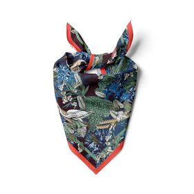 DG01132-22 Beyaz Mat Yeşil Leylek Desenli 50x50 cm Bandana