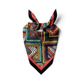 DG0788-22 Çok Renkli Otantik Desenli 50x50 cm Bandana