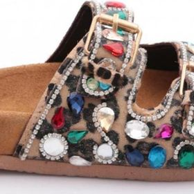 DGN 8028 Kadın Terlik