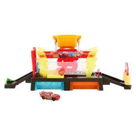 Disney JBM70 Pixar Cars Renk Değiştiren McQueen ile Araba Yıkama Oyun Seti