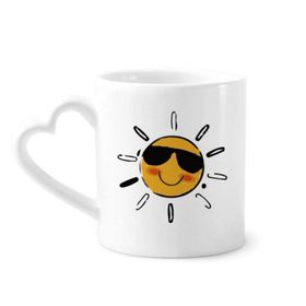 Dıythinker 340 ml Güneş Gözlüğü Hava Güneş İllüstrasyon Desenli Kahve Kupası