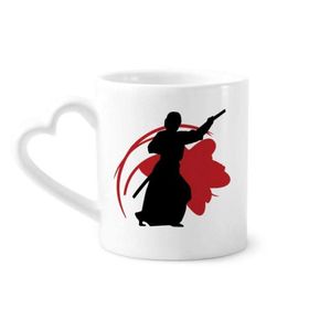 Dıythinker 340 ml Kalp Saplı Japonya Asya Samuray Katana Sakura Parry Silüeti Kahve Seramik Kupa