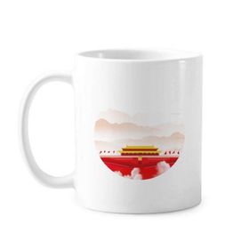 Dıythinker 350 ml Kırmızı Bayrak Tiananmen Dağ Sis Klasik Beyaz Çömlekçilik Seramik Saplı Kupa