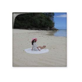 Dıythinker Ellie Yao Güzel Kız Plaj Deniz Resifi Parlak 10x10 cm Seramik Karo