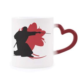 Dıythinker Kırmızı Çok Renkli Samurai Bıçak Sakura Japonya Silüeti Isıya Duyarlı Kalp Kupası