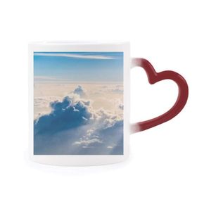 Dıythinker Kırmızı Çok Renkli Sunshine Clouds Blue Sky Morphing Isıya Duyarlı Kalp Kupası