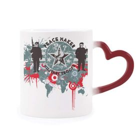 Dıythinker Kırmızı Çok Renkli Yıldızlı Savaş Barış Deseni Grafiti Sokak Şekil Isıya Duyarlı Kalp Kupa