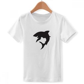 DIYthinker S Beyaz Erkek Çocuk Silüeti Mavi Okyanus Köpekbalığı Fierce Fish Bisiklet Yaka Tişört