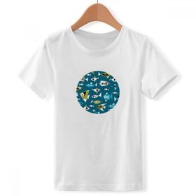 DIYthinker S Beyaz Erkek Soğuk Renk Blokları Soyut Balık Yuvarlak Yaka Tişört