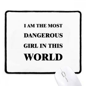 Dıythinker Siyah I Am The Dangerous Girl Kaymaz Fare Altlığı