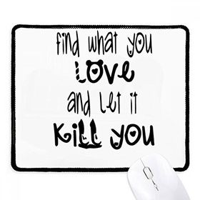 Dıythinker Siyah İngilizce Kelime Tasarımı Love And Kill Kaymaz Fare Altlığı
