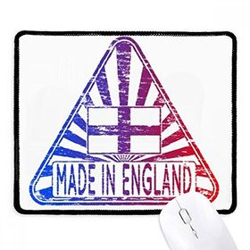 Dıythinker Siyah Made in England Üçgen Kent Simgesi Bayrağı Kaymaz Fare Altlığı