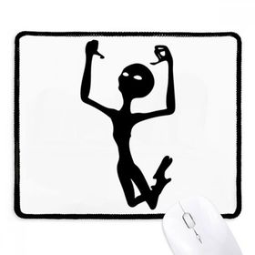 Dıythinker Siyah Universe And Alien Jumping Alien Kaymaz Fare Altlığı