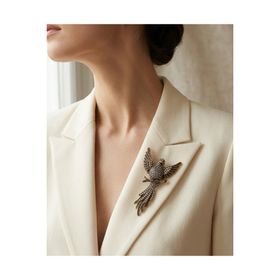 Dorvina Bronz Zirkon Taş İşlemeli Kuş Model Vintage Broş