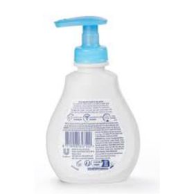 Dove Baby 200 ml Doğal Prebiyotikli Göz Yakmayan Sülfatsız Nemlendirici Bebek Saç ve Vücut Şampuanı