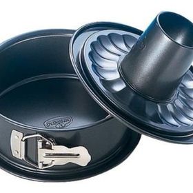 Dr. Oetker Tradition Borulu Çift Tabanlı Kelepçeli 18 cm Kek Kalıbı