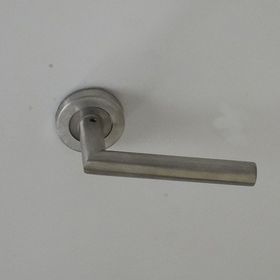 Dreamax Nil Rozetli Yale Sağ Saten Kapı Kolu