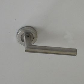 Dreamax Nil Rozetli Yale Sağ Saten Kapı Kolu