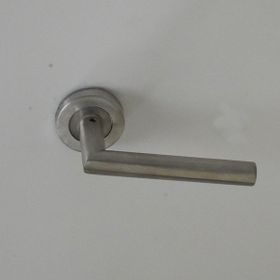 Dreamax Nil Rozetli Yale Sağ Saten Kapı Kolu